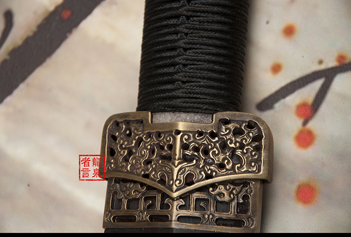 镂空铜装八面瓦面汉剑,单手实战汉剑,龙泉者言刀剑出品,高档收藏赠送